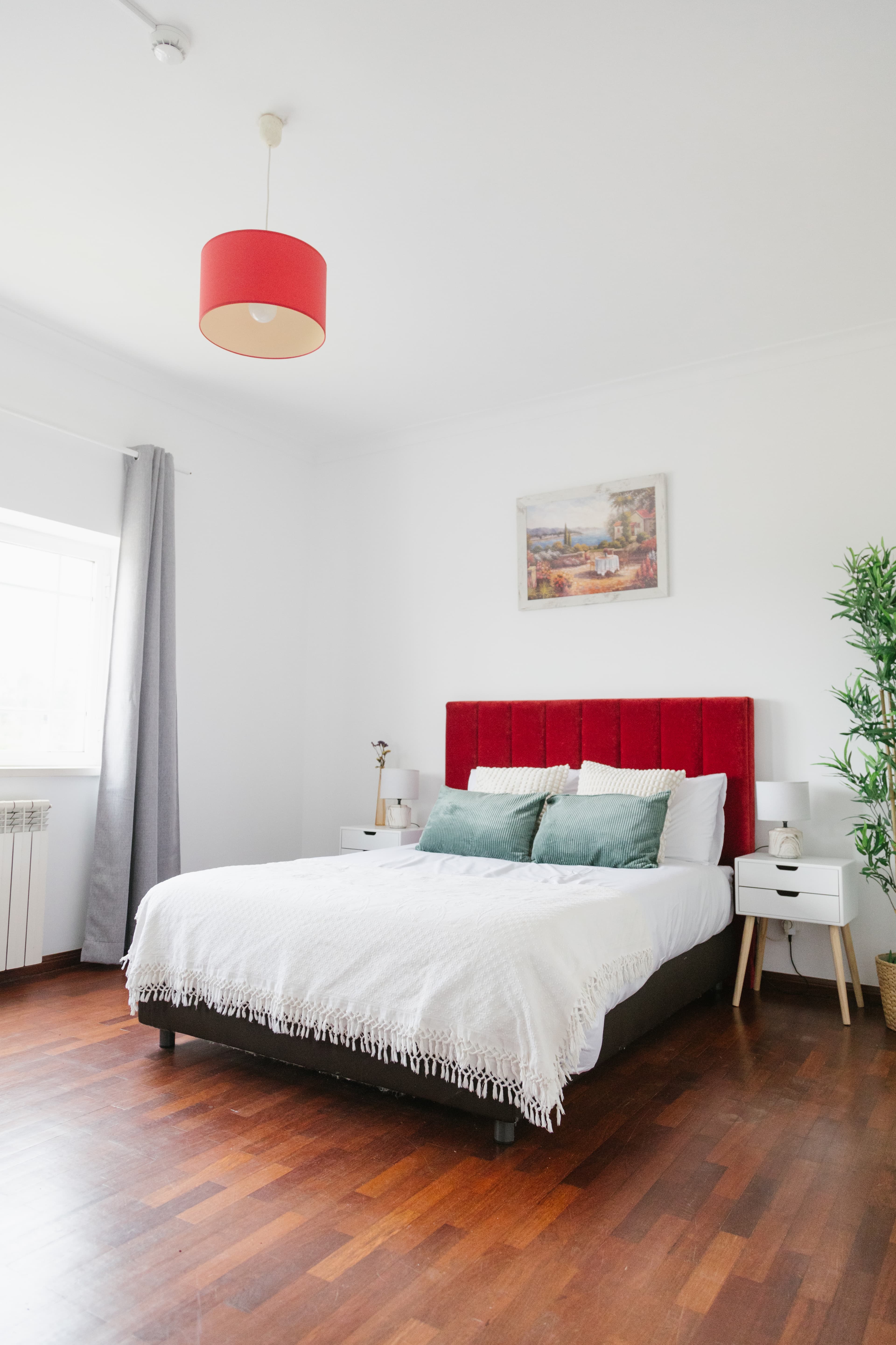 Queen Room with Shared Bathroom - view 1